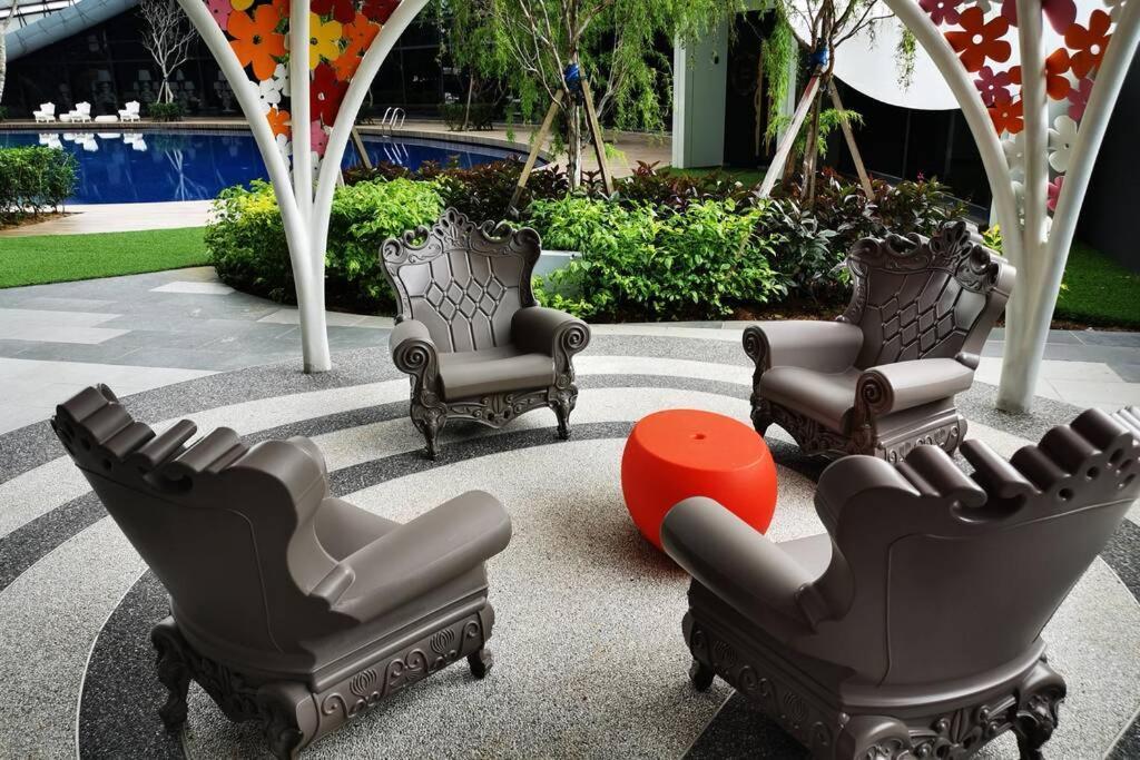 Happyhome @ Arte Mont Kiara Kuala Lumpur Hartamas Damansara Exterior foto