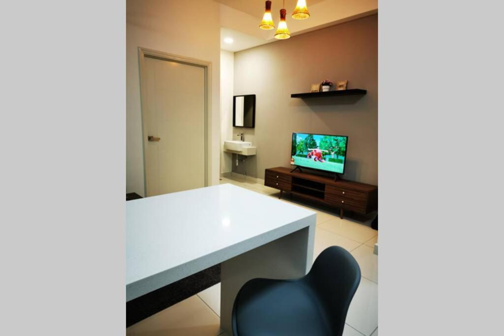 Happyhome @ Arte Mont Kiara Kuala Lumpur Hartamas Damansara Exterior foto